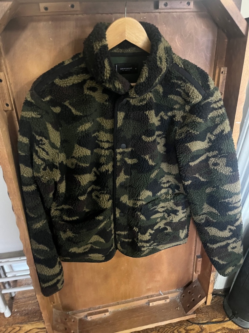Lucky Brand - Men's Camouflage Sherpa Jacket - Black & Olive